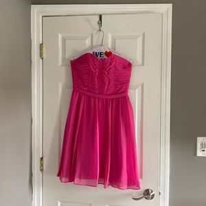 Strapless wedding dress